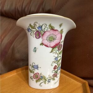 Hutschenreuther Ole Windher Porcelain White and Pink Floral Accent Vase